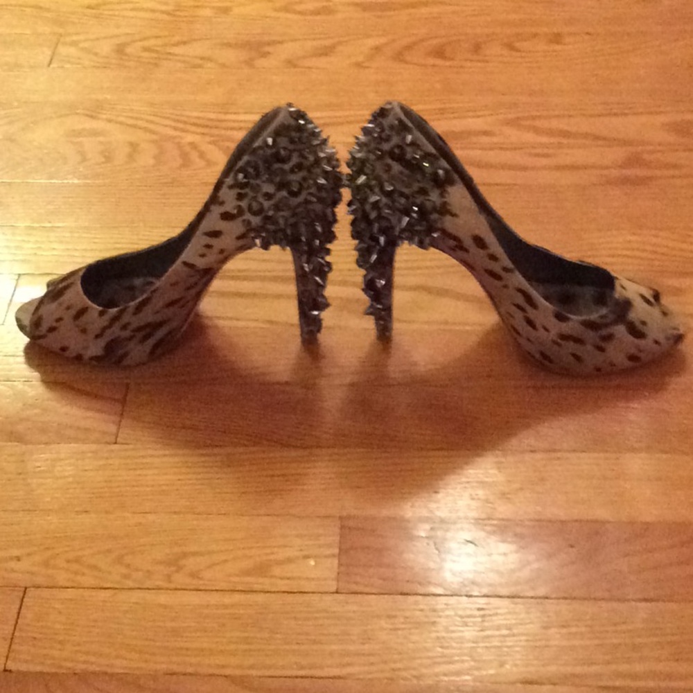 Studded Back Leopard Peep Toe Pumps